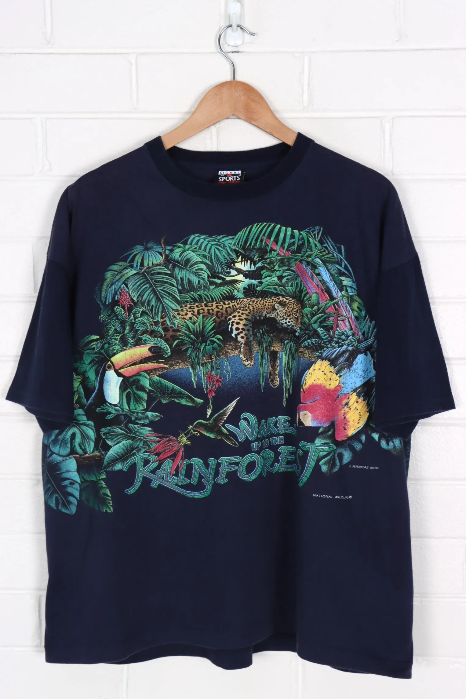 HABITAT 'Wake Up To The Rainforest' Leopard Toucan Animal Tee (XL)