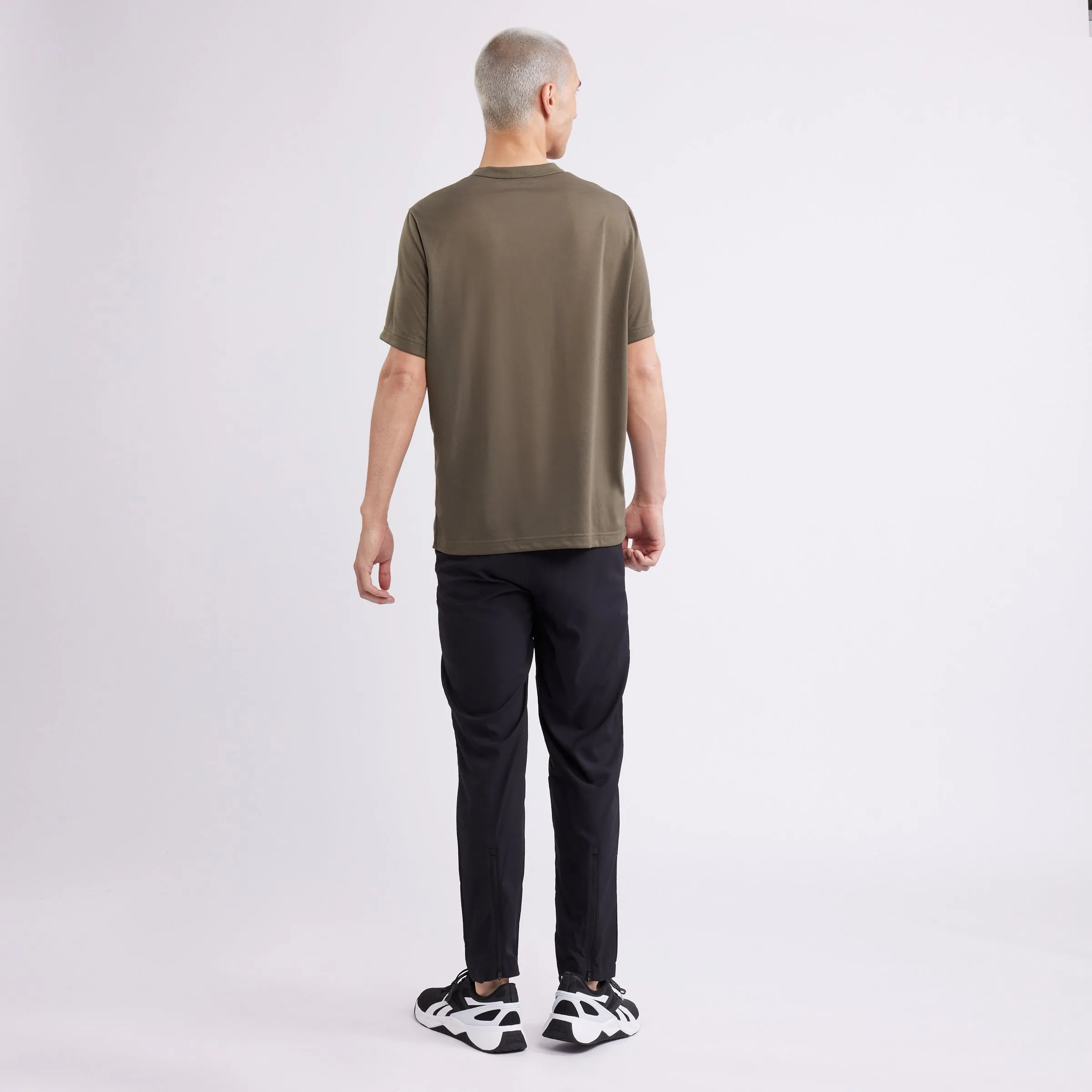 Id Train Woven Pant Black