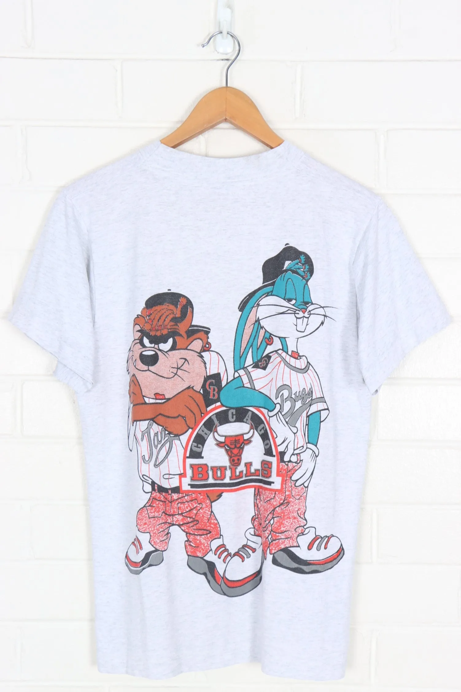 LOONEY TUNES Bugs & Taz Kriss Kross Chicago Bulls Tee (M)