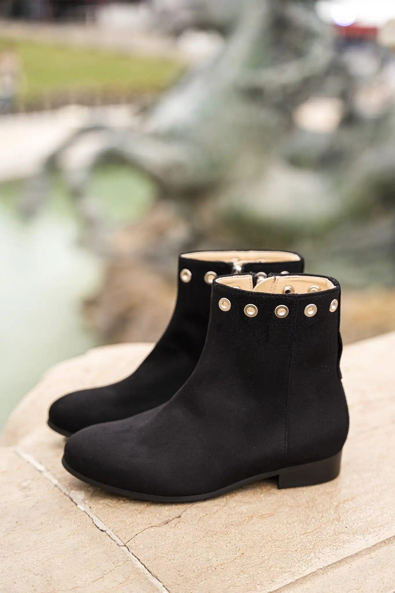 Nansouty Vegan Suede Ankle Boots | Black