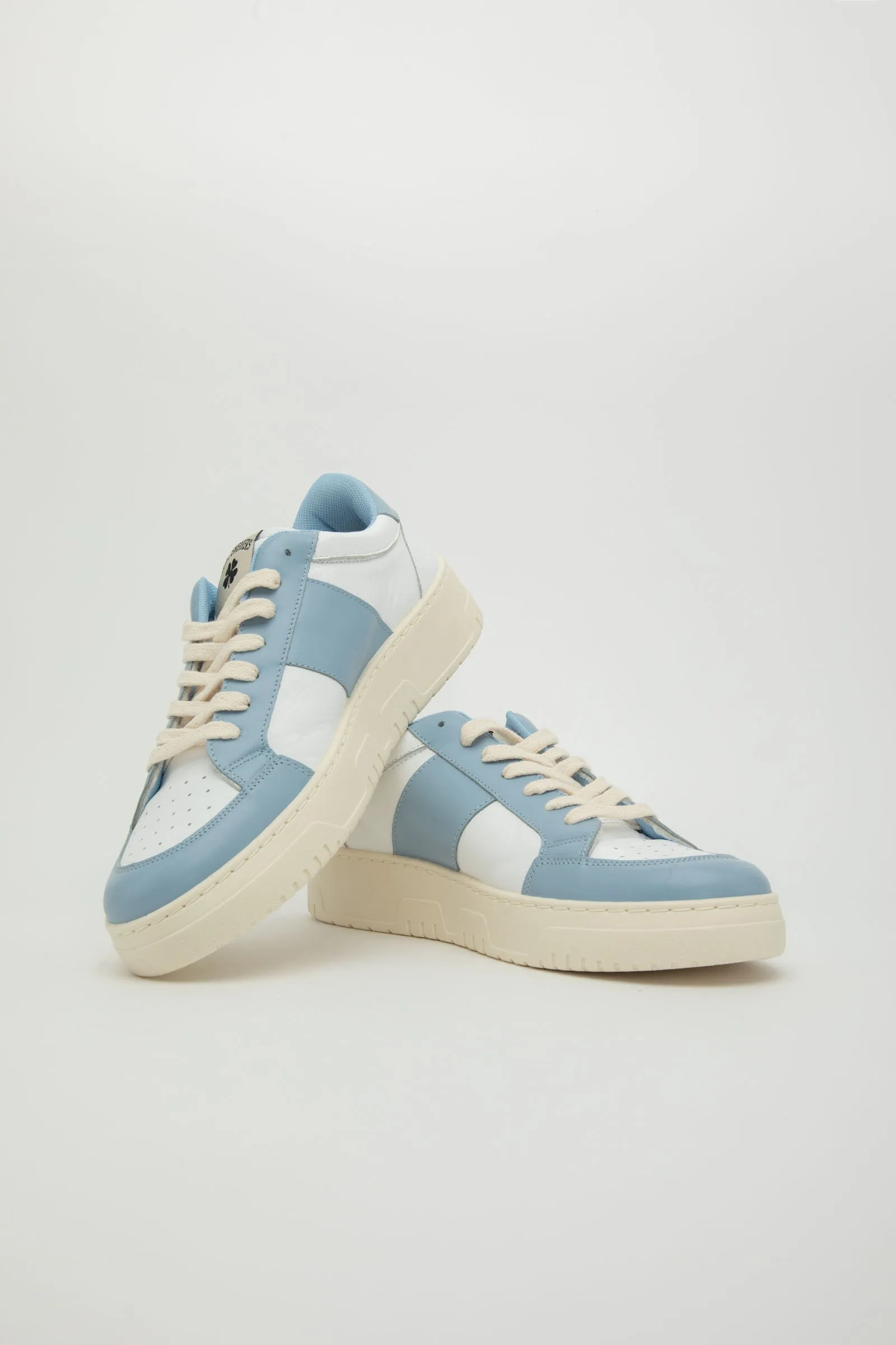 Tennis sneaker in pelle bianco artico