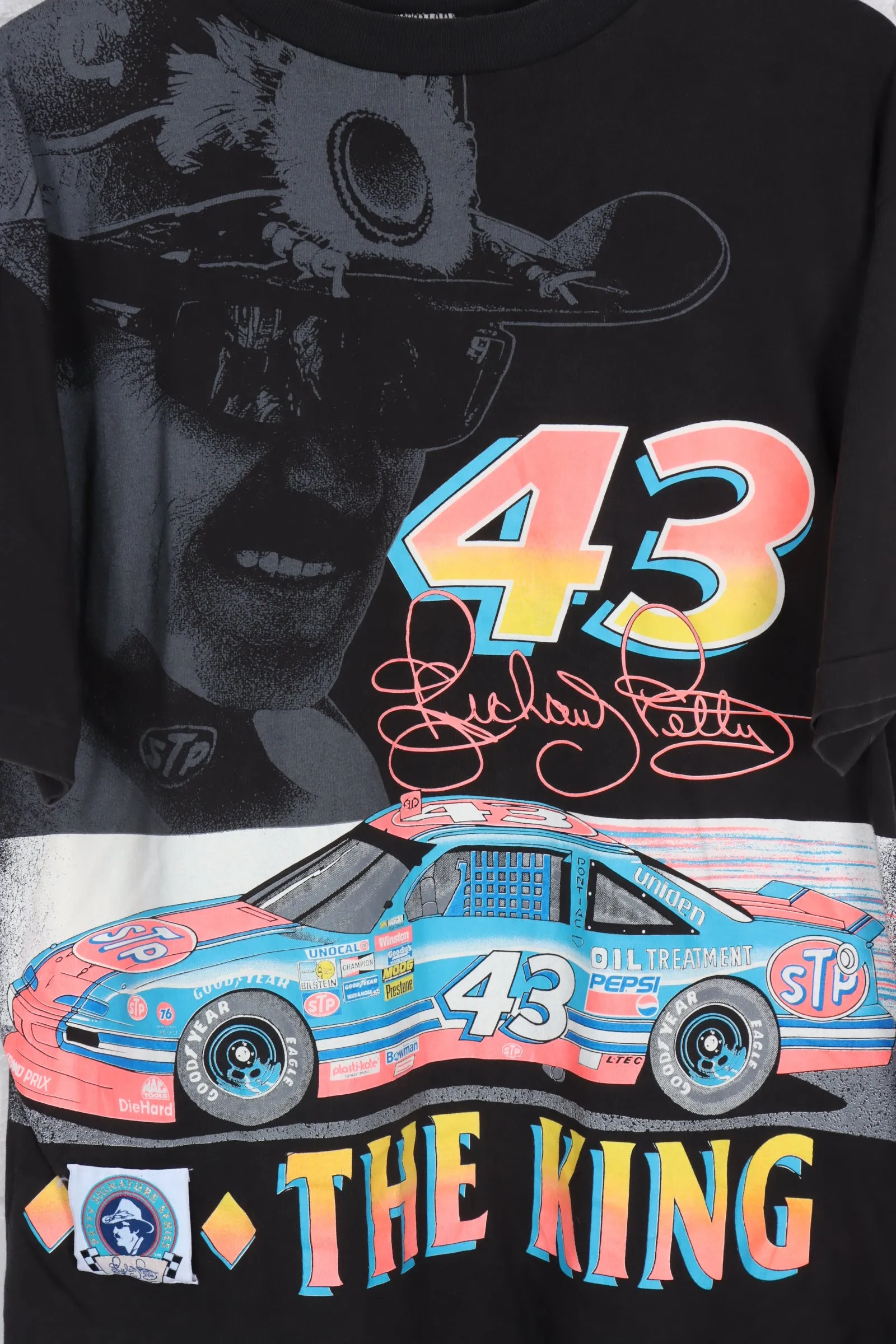 VINTAGE 1992 NASCAR Richard Petty The King Chess All Over T-Shirt (XL)