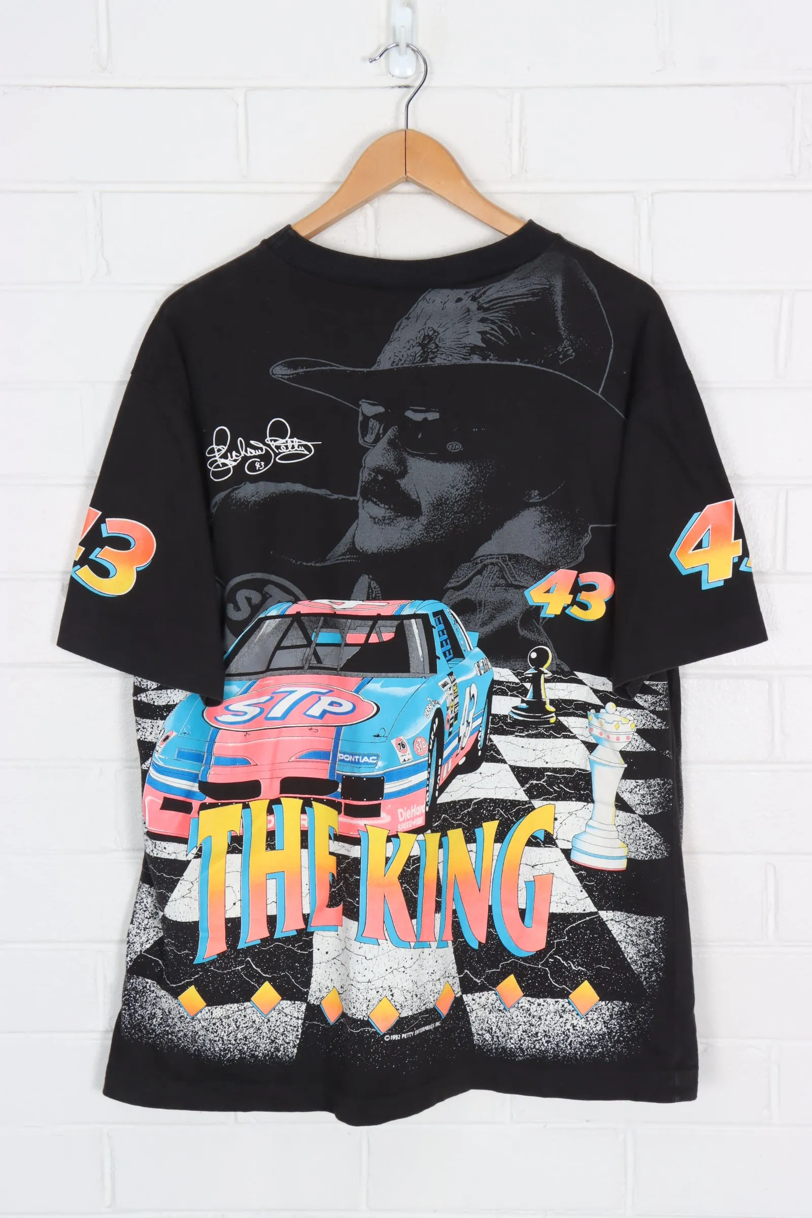 VINTAGE 1992 NASCAR Richard Petty The King Chess All Over T-Shirt (XL)