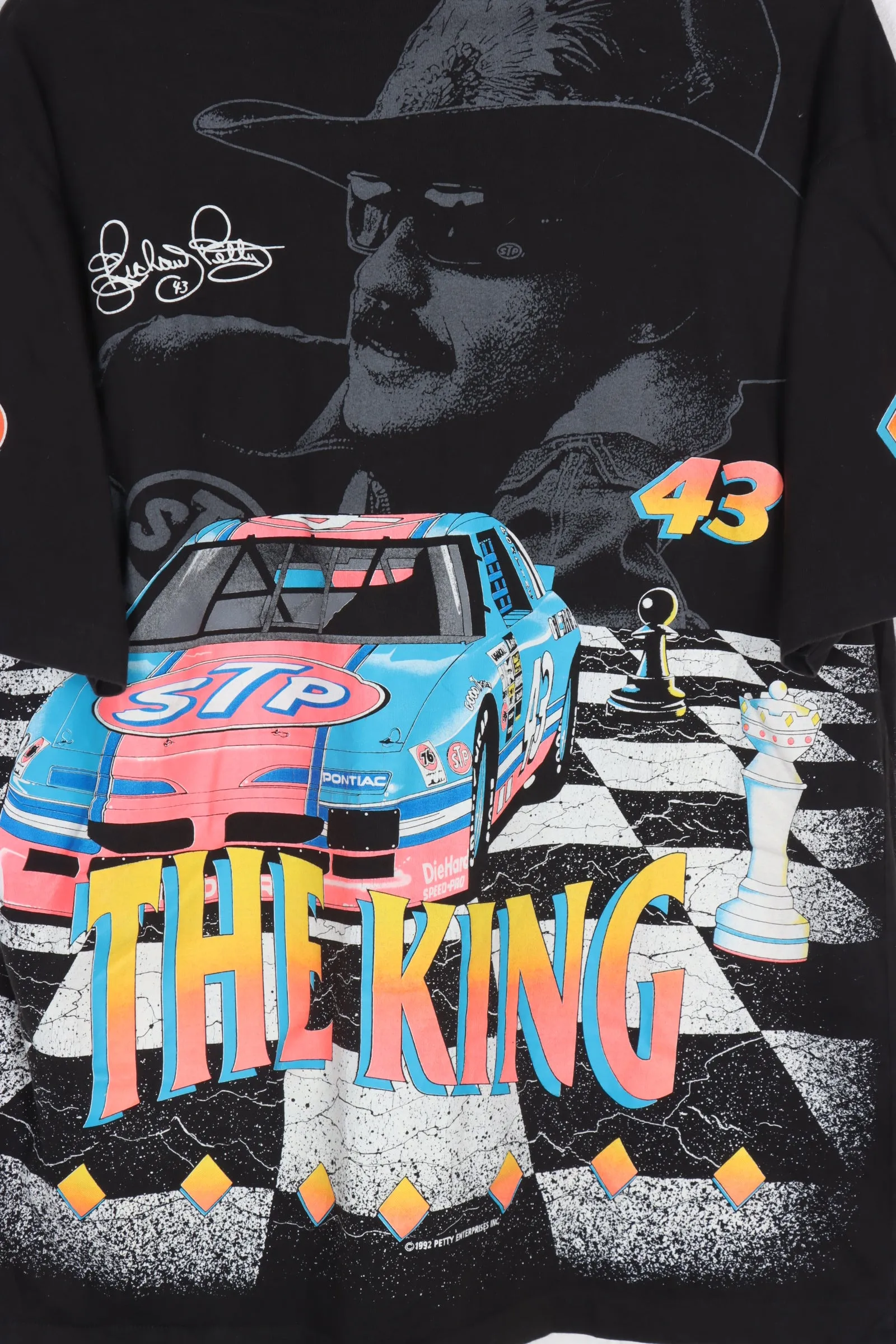 VINTAGE 1992 NASCAR Richard Petty The King Chess All Over T-Shirt (XL)